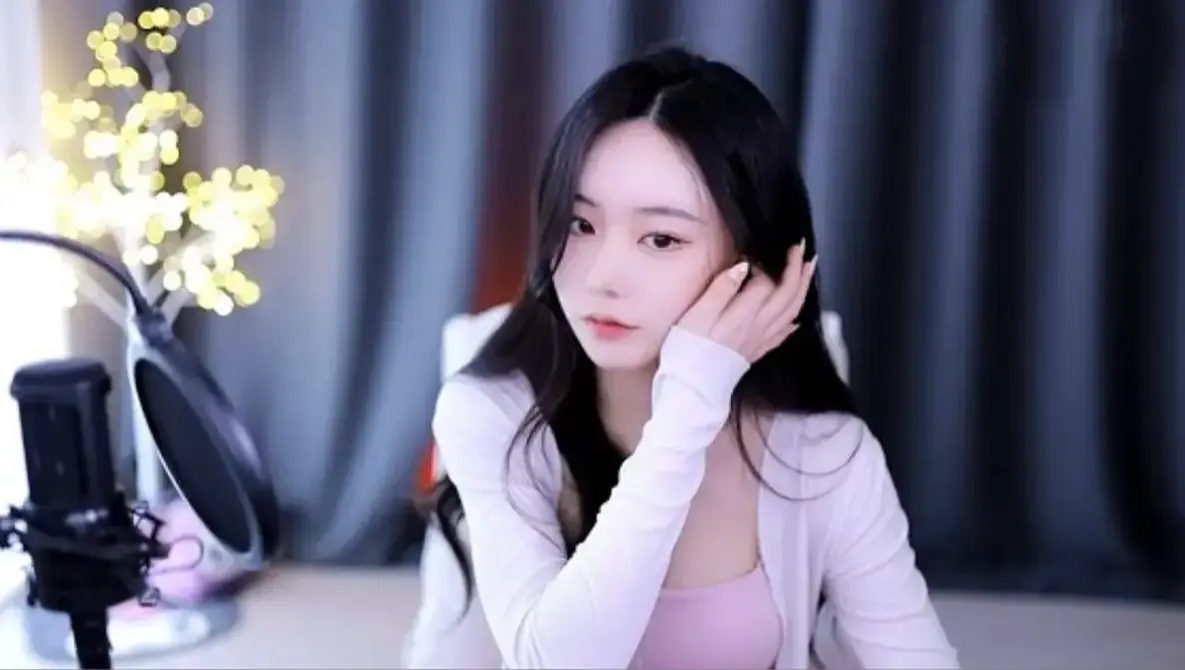 《糖心少女Vlog唐伯虎系列全纪录》震撼来袭—唐伯虎系列幕后花絮全收录—1080P高清视频免费在线看