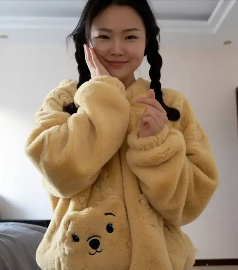 建始女子将视频发到儿子班级群建始网红爱糖糖视频