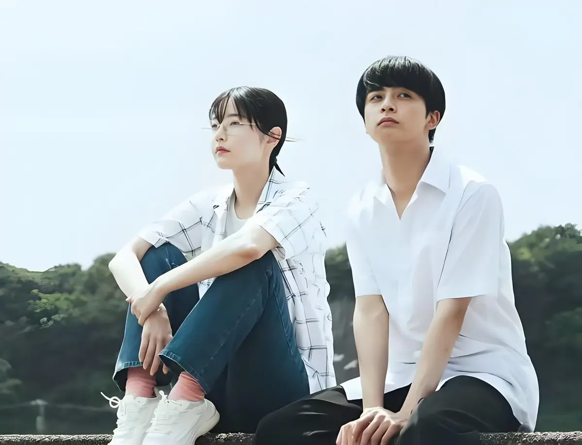 免费看纯爱虐心电影《夏日暗涌》-无广告流畅播放_4K超高清画质_夏日暗涌沉浸在海风、晚风、烟火中的虐心情节！《夏日暗涌》全片在线看！
